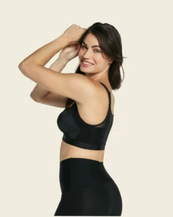 Soutien-gorge Facilitateur De Posture Avec Coques En Mousse Multibénéfices -LEONISA Soldes 011936 700 1200x1500 2023 UPD 4