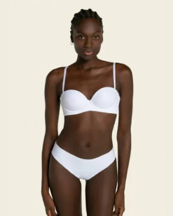 Culotte Tanga Sans Coutures Qui Ne Remonte Pas -LEONISA Soldes 012720 000 1200x1500 2023 3