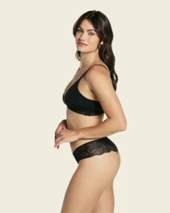 Culotte Taille Basse En Dentelle -LEONISA Soldes 012964 700 1200x1500 2023 3