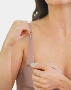 Soutien-gorge D'allaitement Avec Technologie Antibactérienne Et Accessoire Pour Détacher Les Bonnets -LEONISA Soldes 091015 281 1200x1500 2021 2