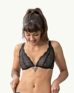 Bralette En Dentelle Avec Transparences Et Armatures