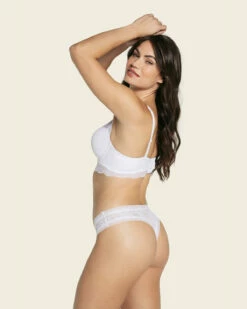 Culotte Brésilienne En Dentelle Fleurie -LEONISA Soldes 092027 000 1200x1500 2023 3