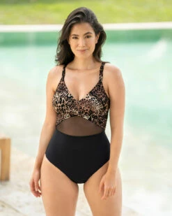 Maillot De Bain Une Pièce Avec Tulle Sur Le Ventre Et Maintien Doux